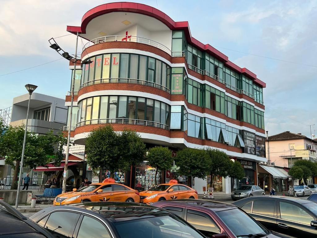 Hotel W Bush Square Fushe-Kruje Exterior photo